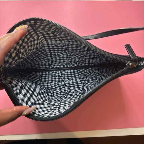 MCM WMNS Medium Visetos Original Pouch - Picture 3 of 3